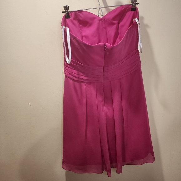 DAVID'S BRIDAL Fuschia Strappless Short Wedding dress size 8 - Picture 3 of 10